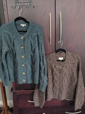 Cardigan Sweater Bundle Small
